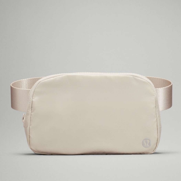 Lululemon White Opal Everywhere Belt Bag crossbody bag - Picture 1 of 5